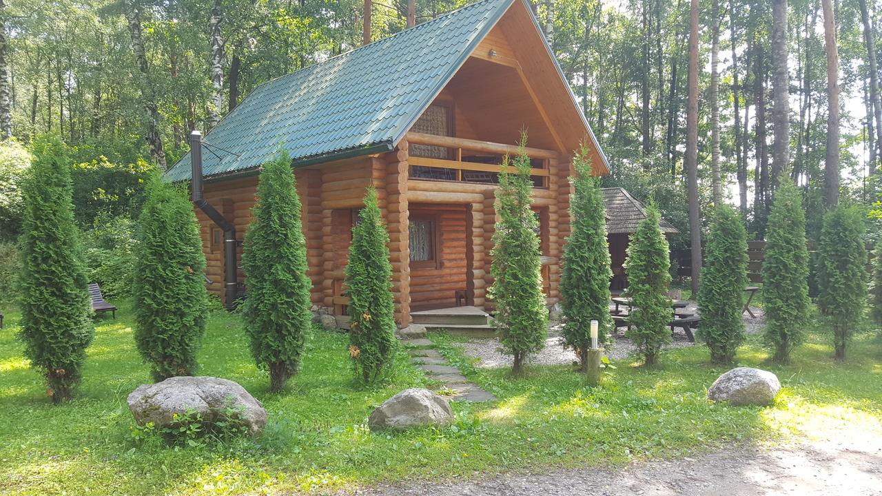 Atputas Komplekss Lilaste Extérieur photo